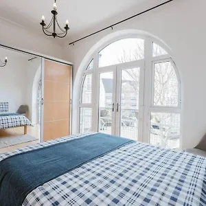 Comfortable Double For Your Getaway London